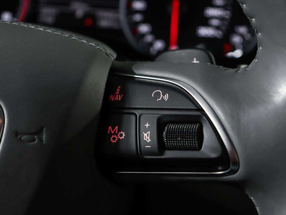 Купить Audi A8 с пробегом. Фото: #20