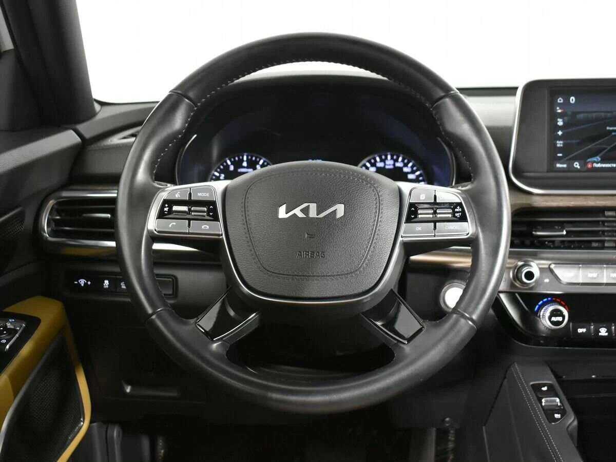 Купить Kia Telluride с пробегом. Фото: #17