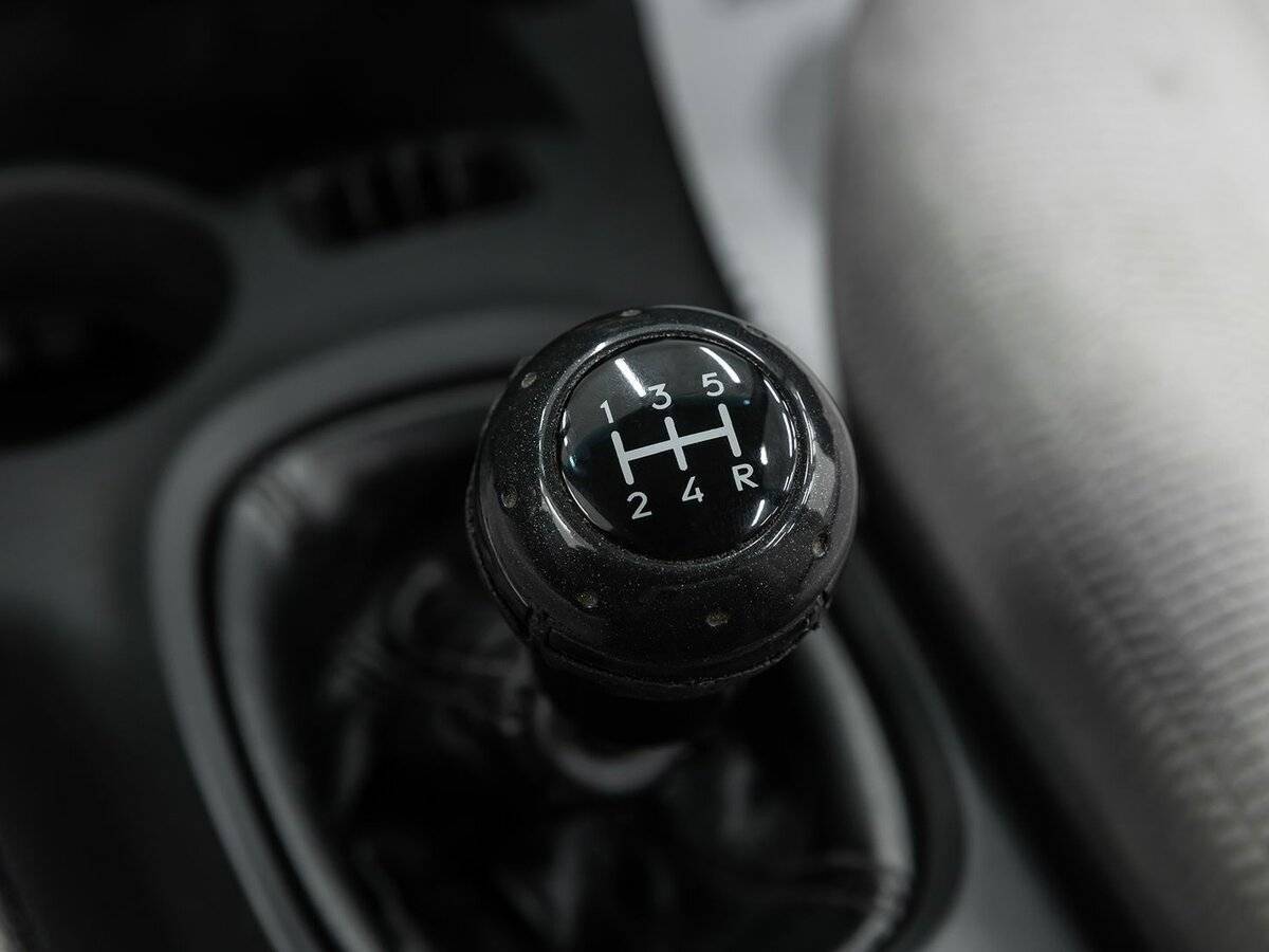 Купить Hyundai Santa Fe с пробегом. Фото: #11