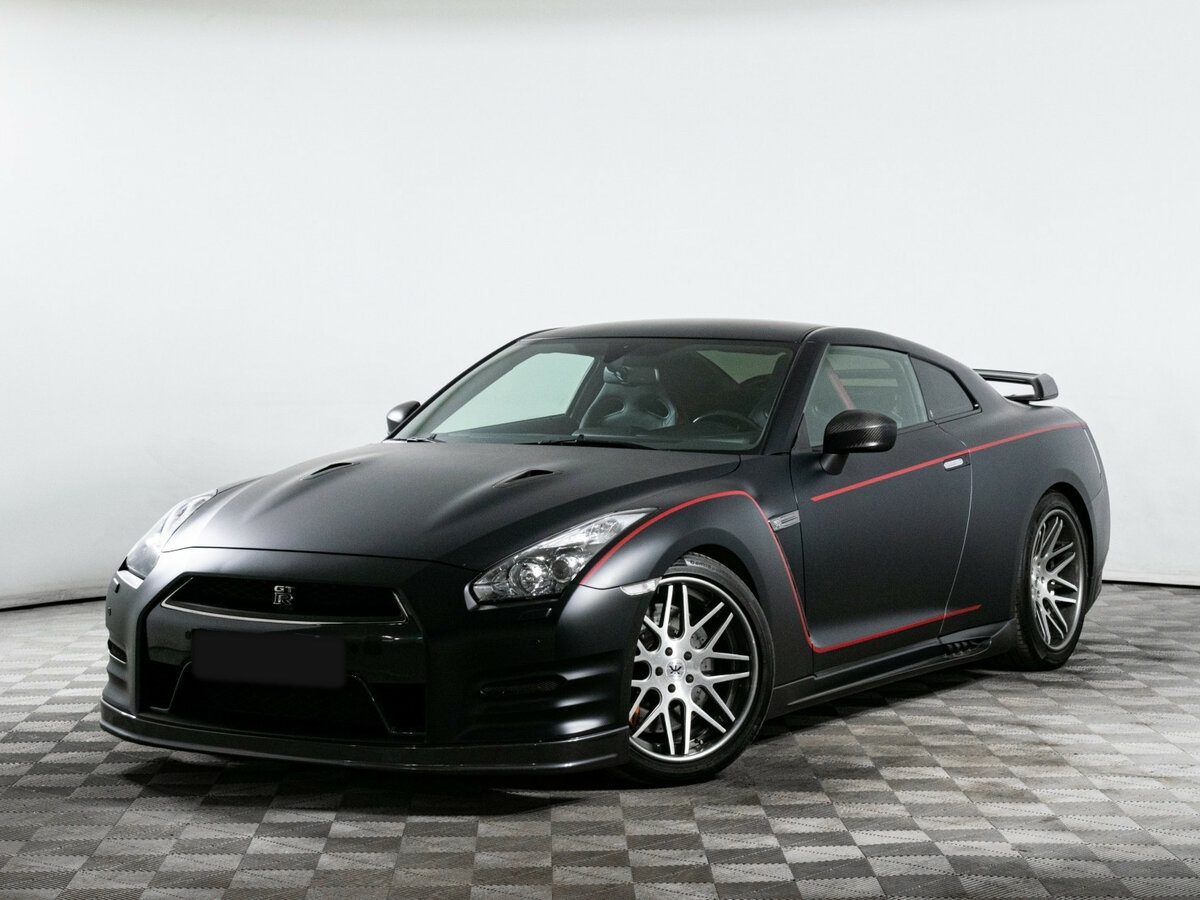 Купить Nissan GT-R с пробегом. Посмотреть фото