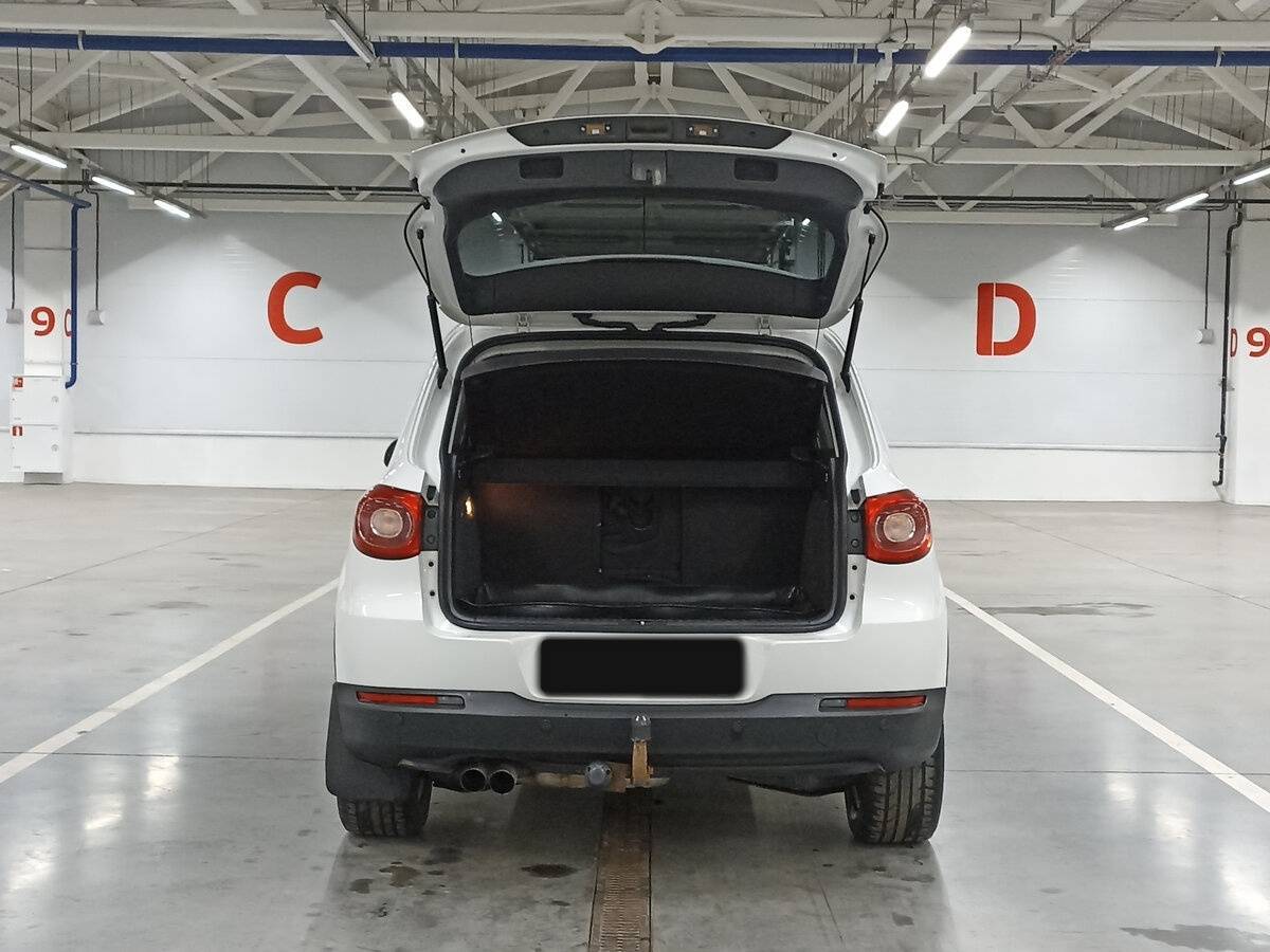 Купить Volkswagen Tiguan с пробегом. Фото: #9