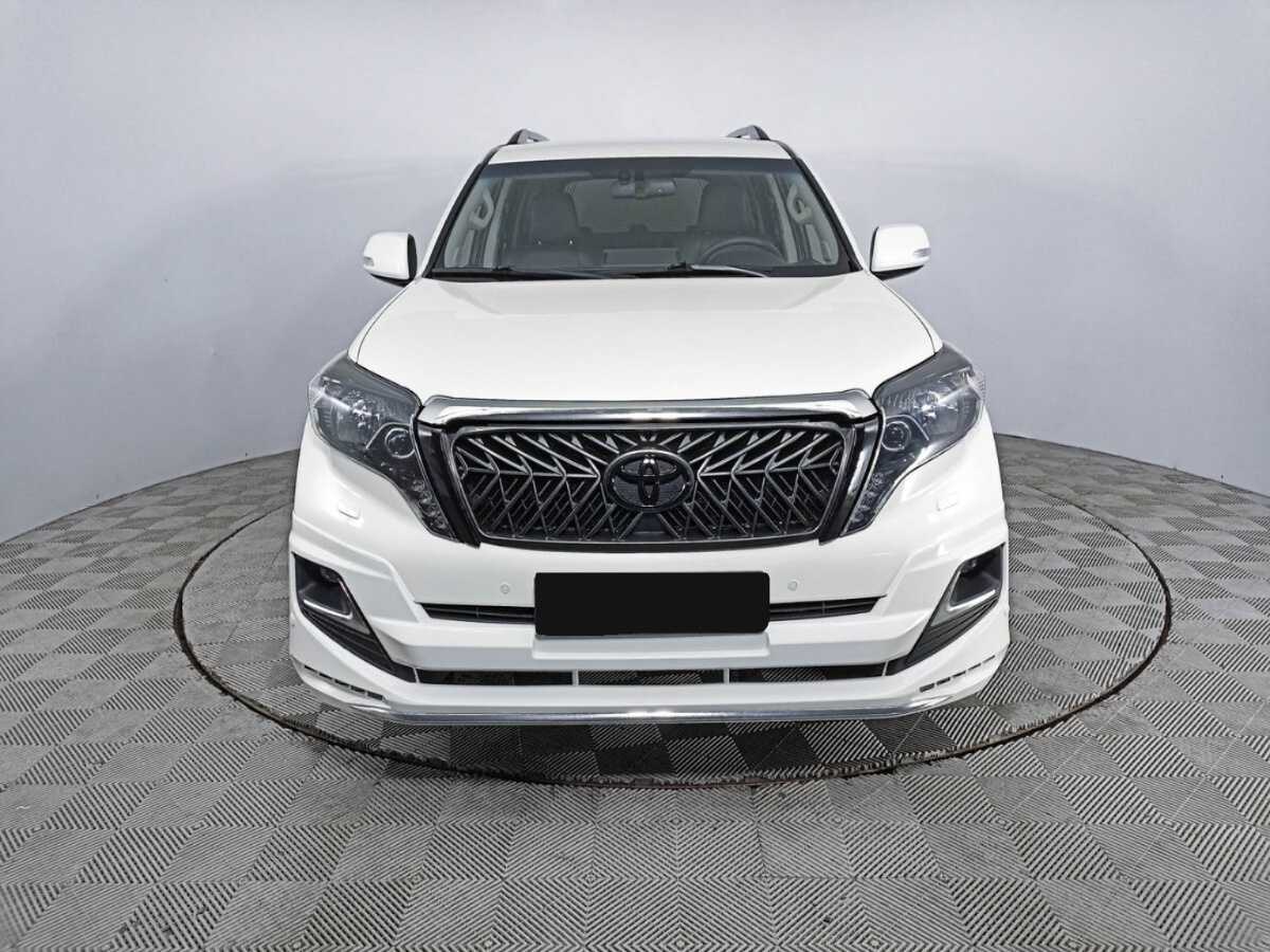Купить Toyota Land Cruiser Prado с пробегом. Фото: #1