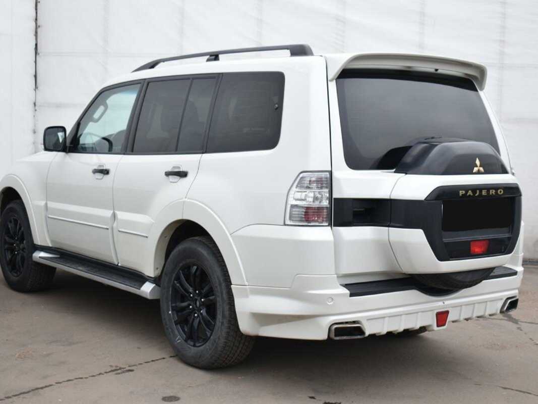 Купить Mitsubishi Pajero с пробегом. Фото: #6