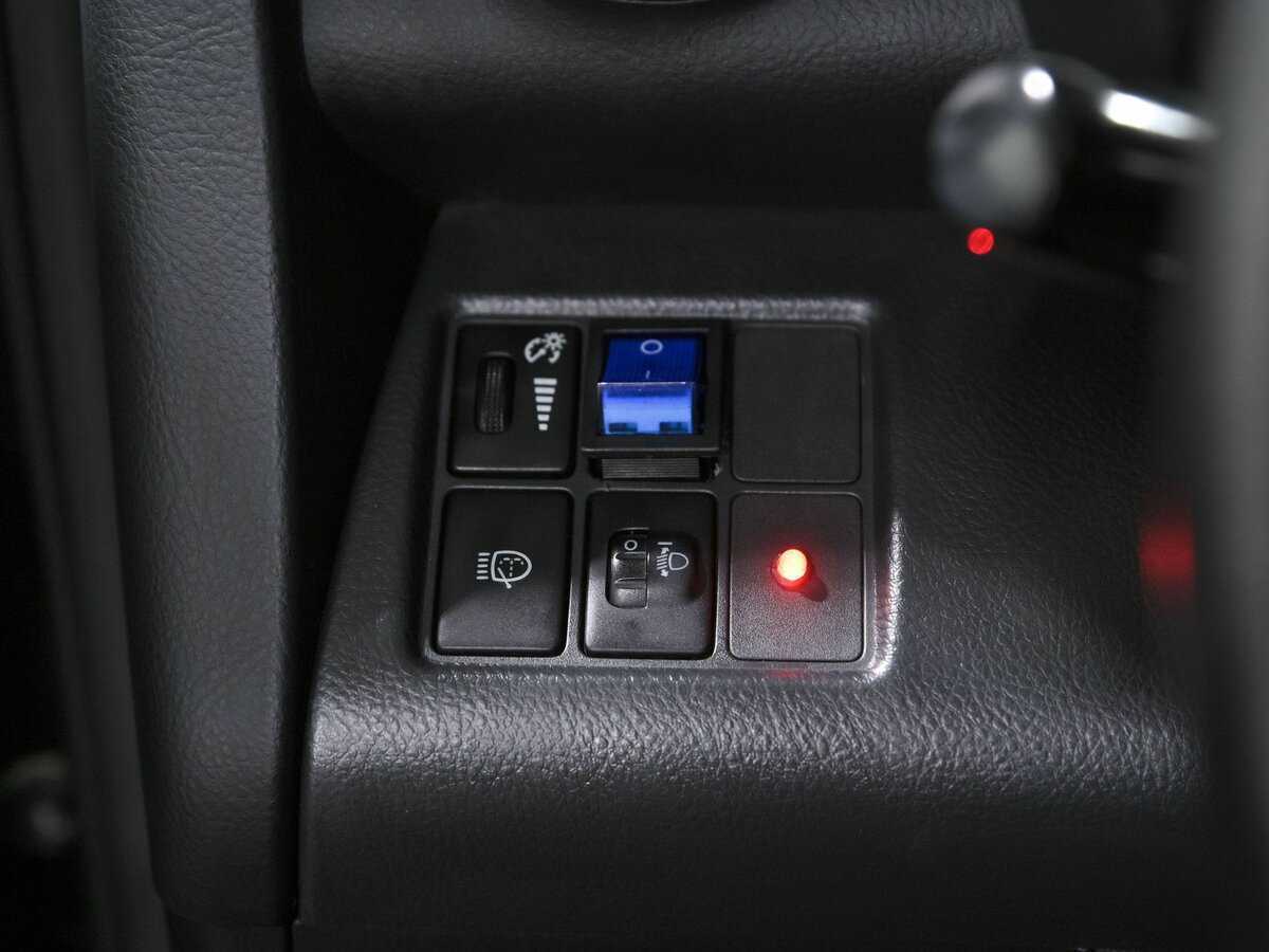 Купить Toyota RAV4 с пробегом. Фото: #15