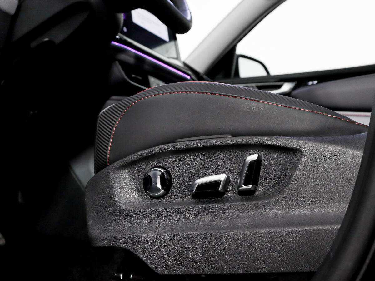 Купить Volkswagen Teramont с пробегом. Фото: #9