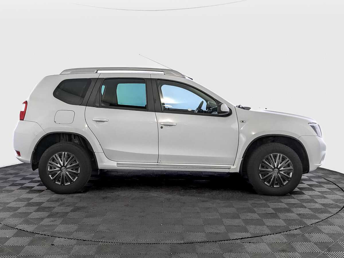 Купить Nissan Terrano с пробегом. Фото: #3