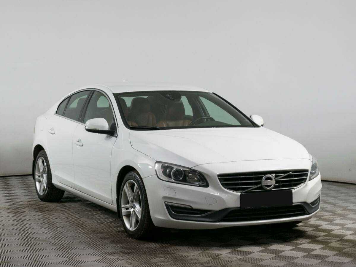 Купить Volvo S60 с пробегом. Фото: #2