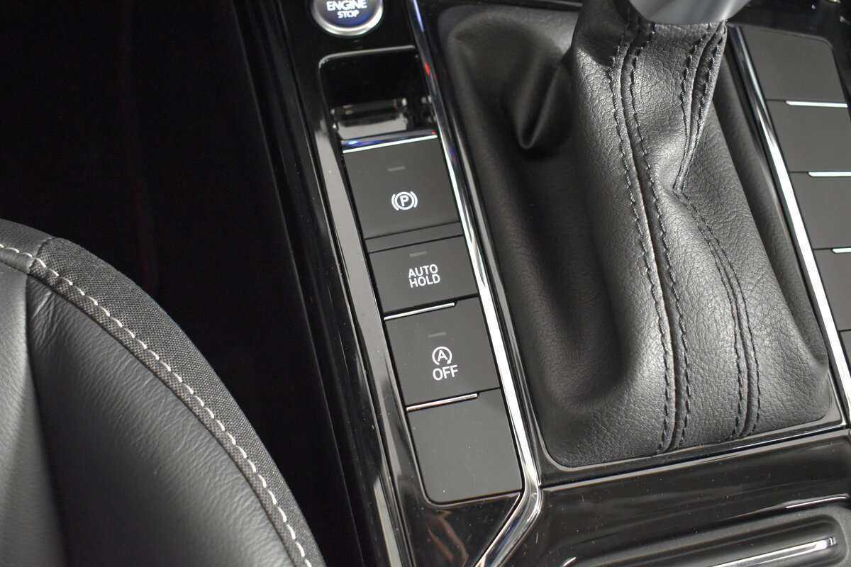 Купить Volkswagen Passat с пробегом. Фото: #19