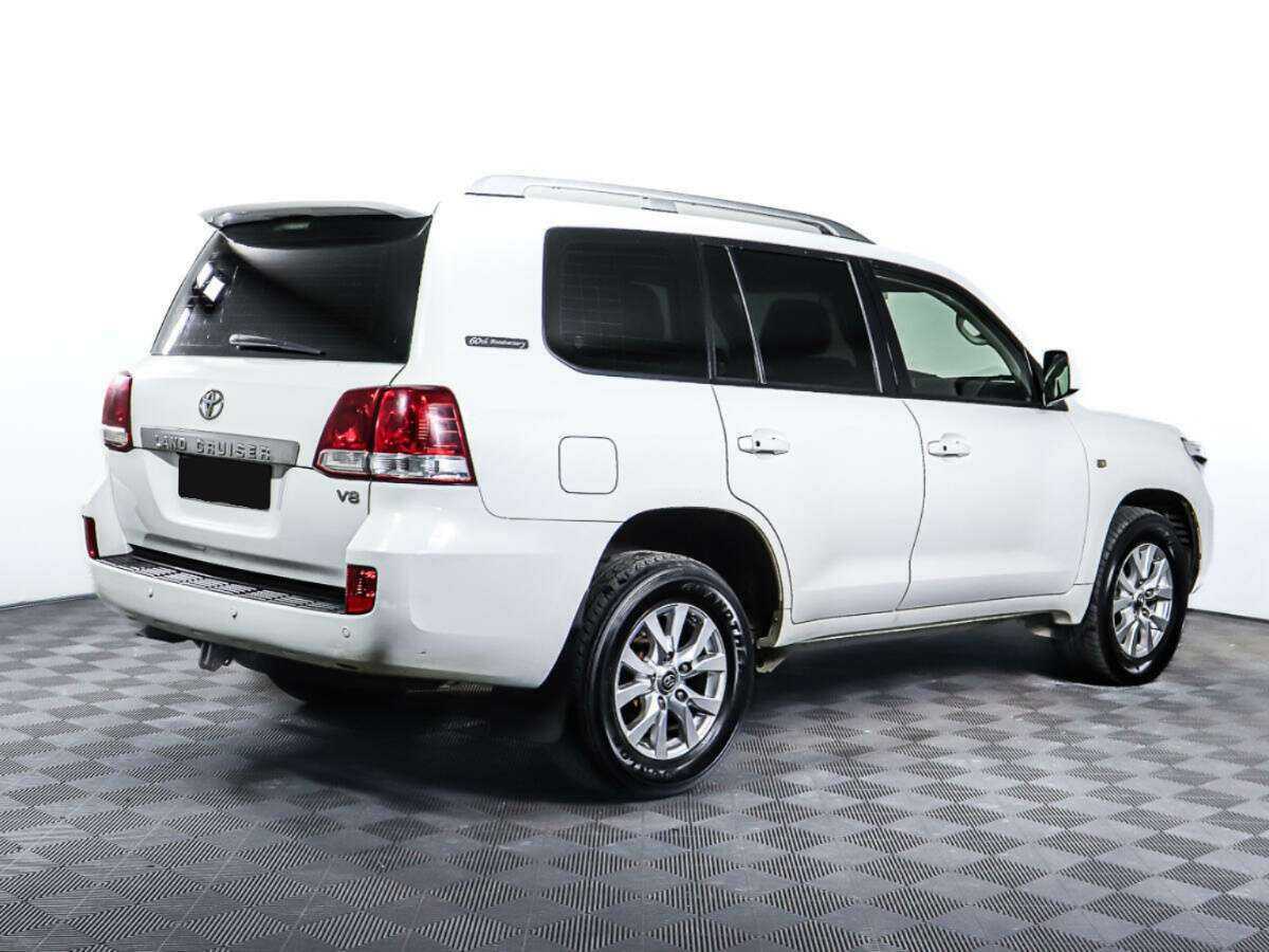 Купить Toyota Land Cruiser с пробегом. Фото: #3