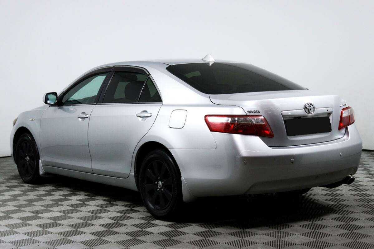 Купить Toyota Camry с пробегом. Фото: #6