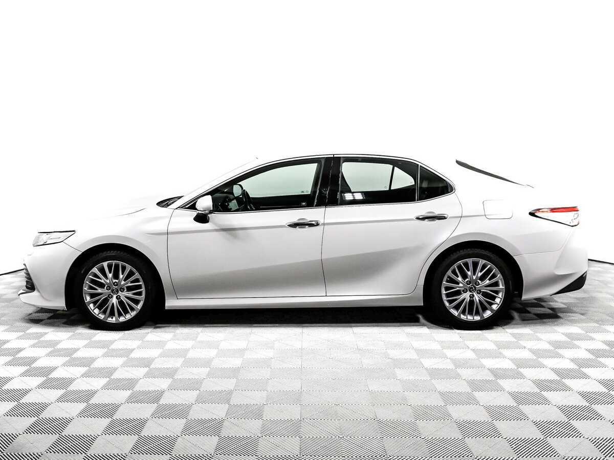 Купить Toyota Camry с пробегом. Фото: #7
