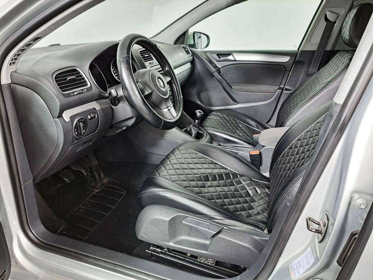 Купить Volkswagen Golf с пробегом. Фото: #15