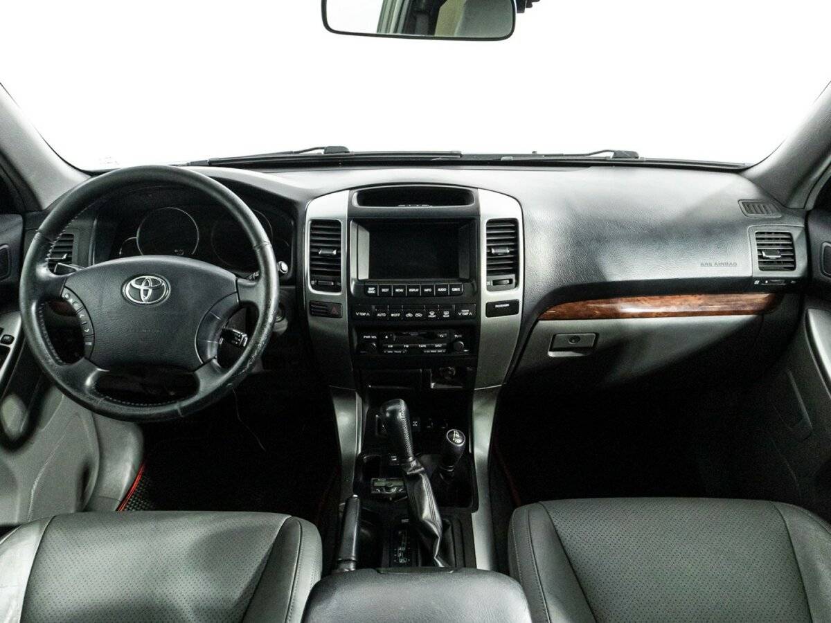 Купить Toyota Land Cruiser Prado с пробегом. Фото: #12