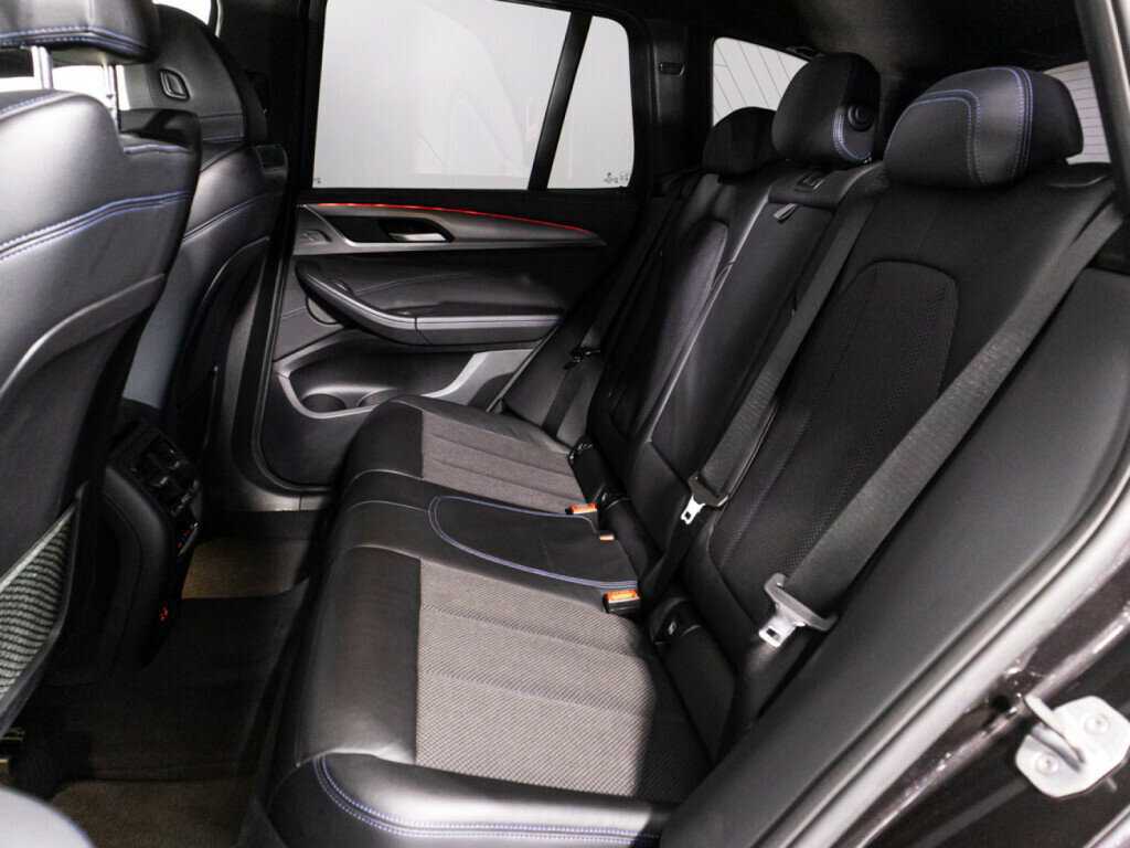 Купить BMW X3 с пробегом. Фото: #9