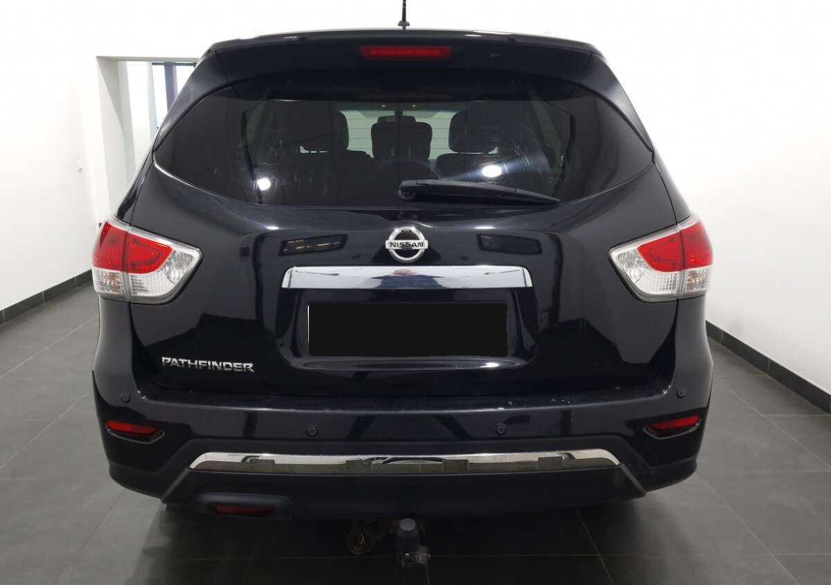 Купить Nissan Pathfinder с пробегом. Фото: #2