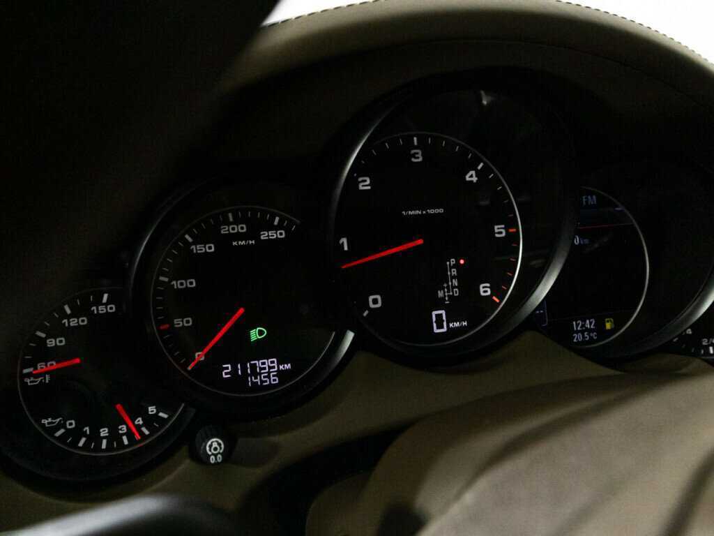 Купить Porsche Cayenne с пробегом. Фото: #9