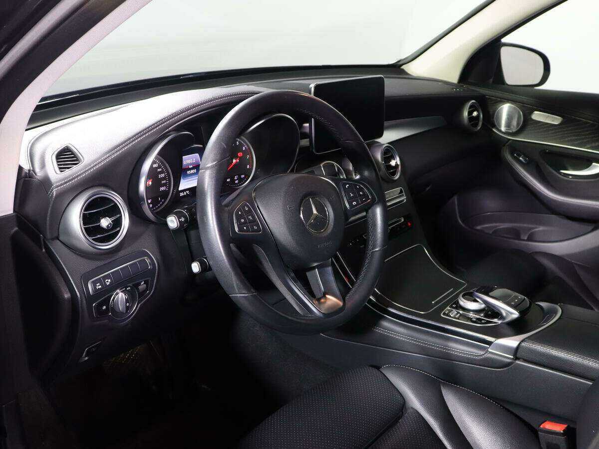 Купить Mercedes-Benz GLC с пробегом. Фото: #13