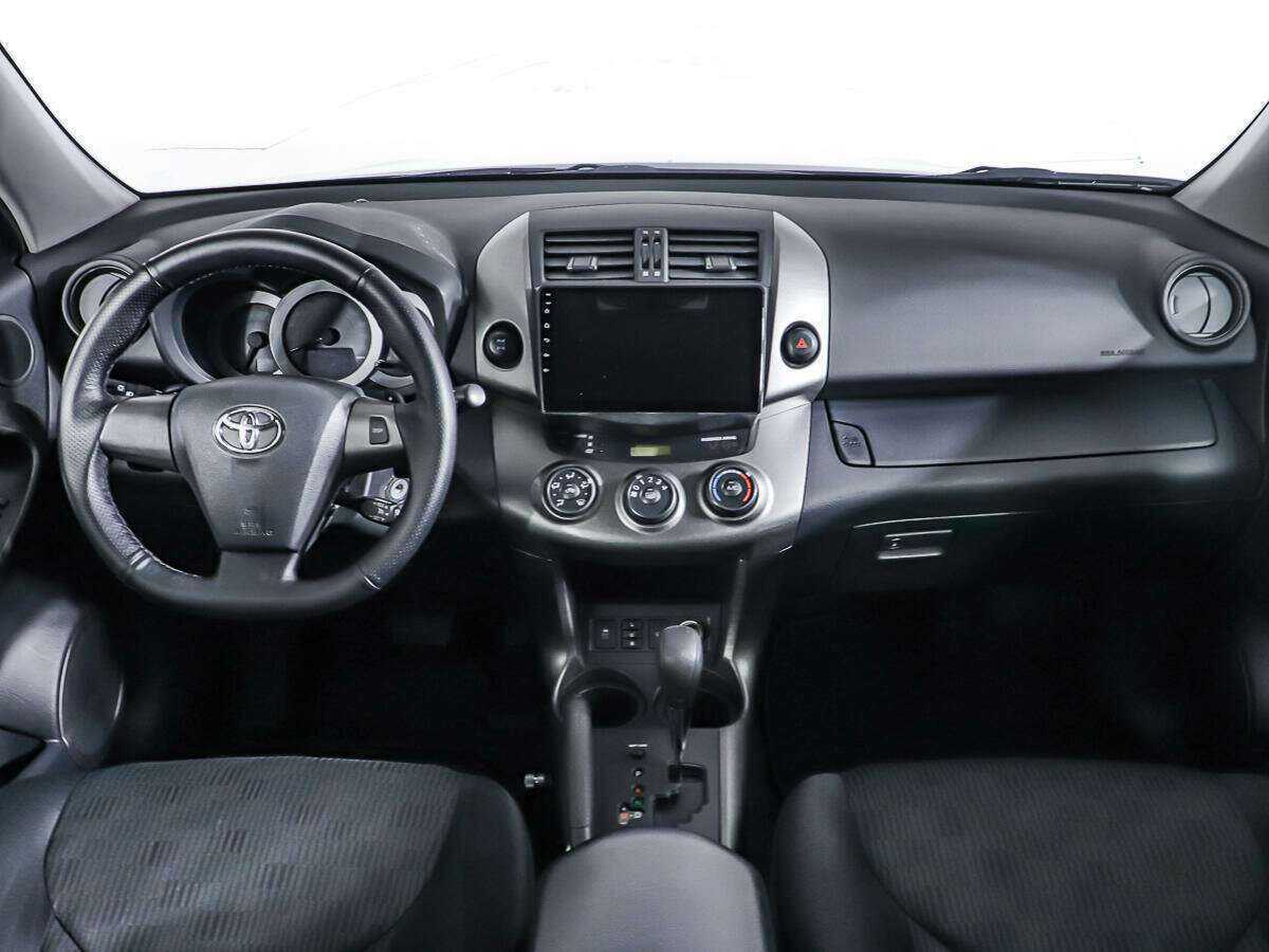 Купить Toyota RAV4 с пробегом. Фото: #10
