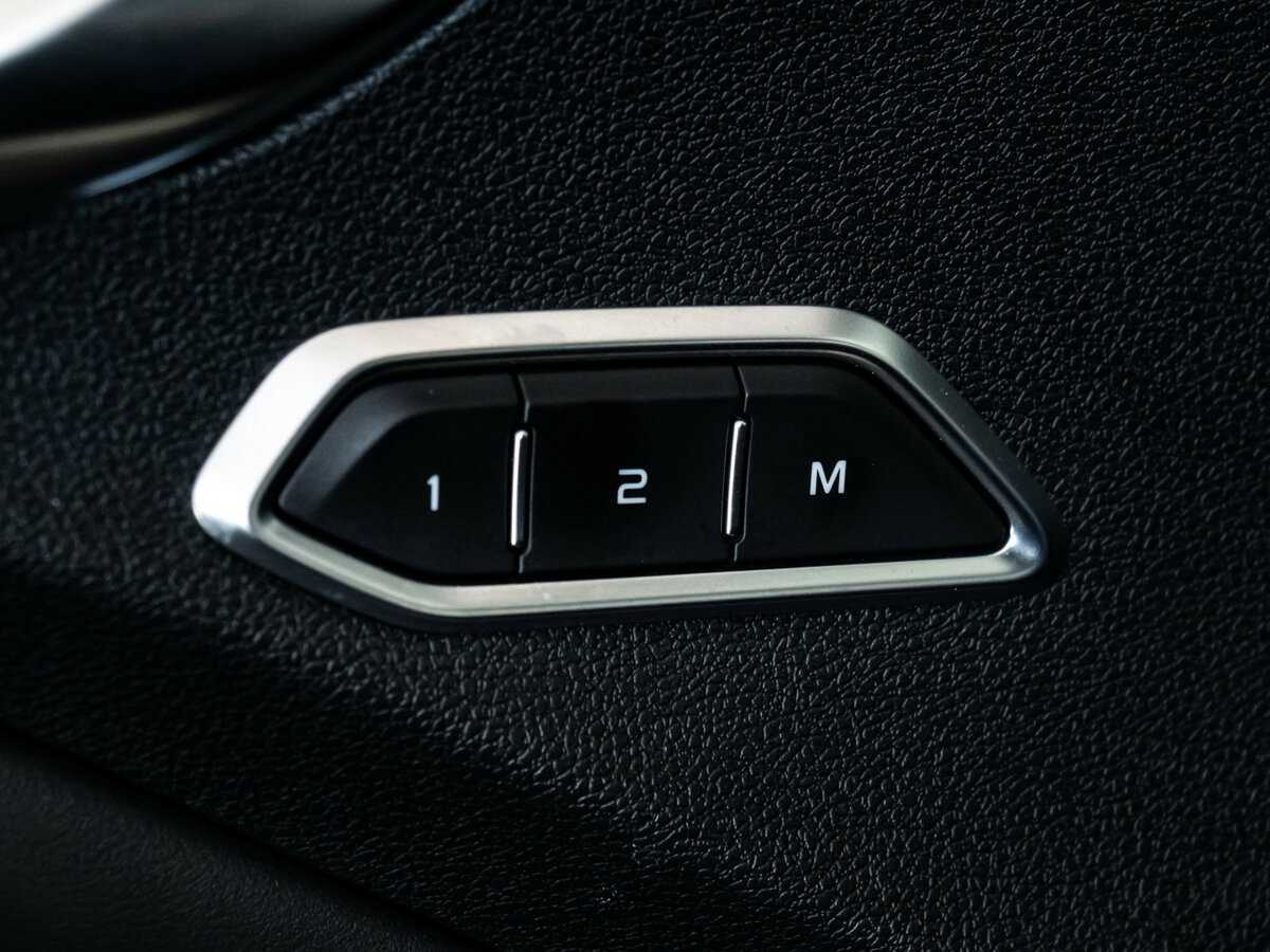 Купить Geely Tugella с пробегом. Фото: #21