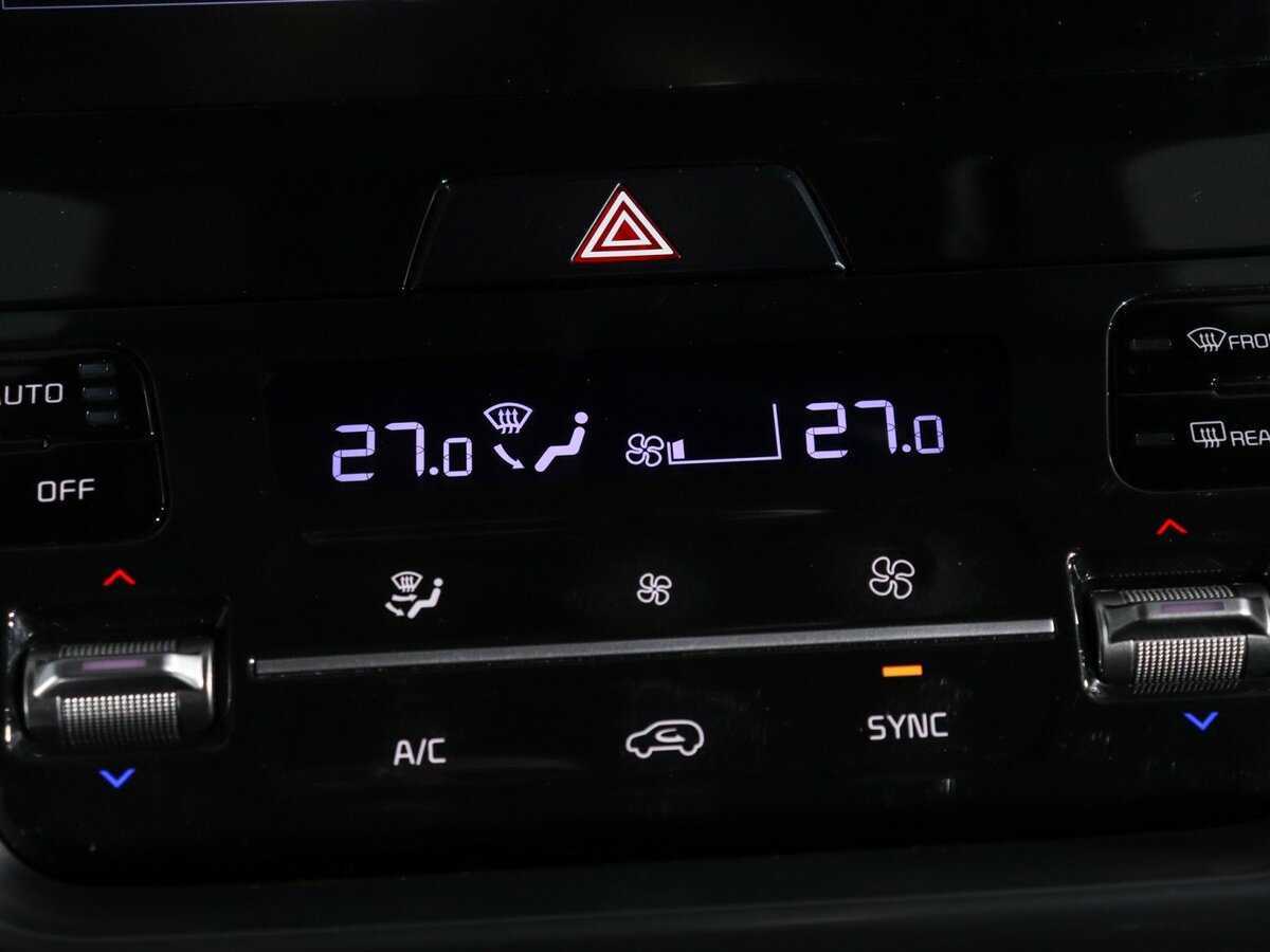 Купить Kia Sorento с пробегом. Фото: #18