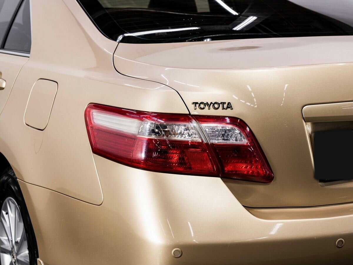 Купить Toyota Camry с пробегом. Фото: #21