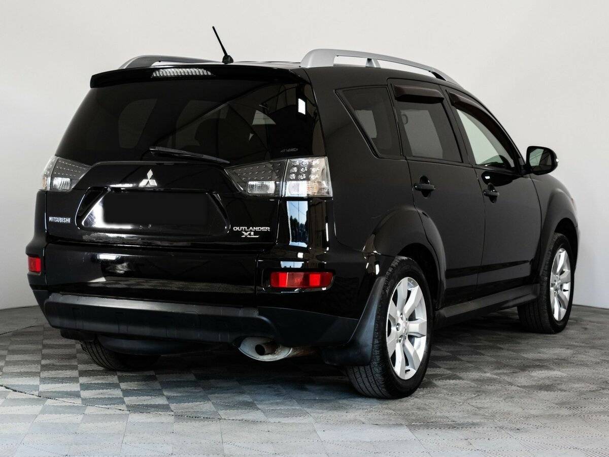 Купить Mitsubishi Outlander с пробегом. Фото: #4