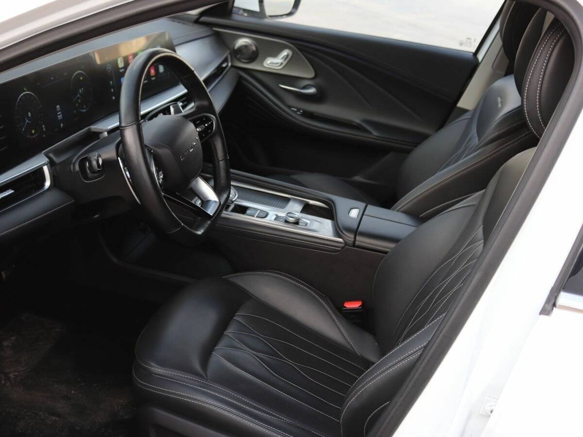 Купить Chery Arrizo 8 с пробегом. Фото: #7