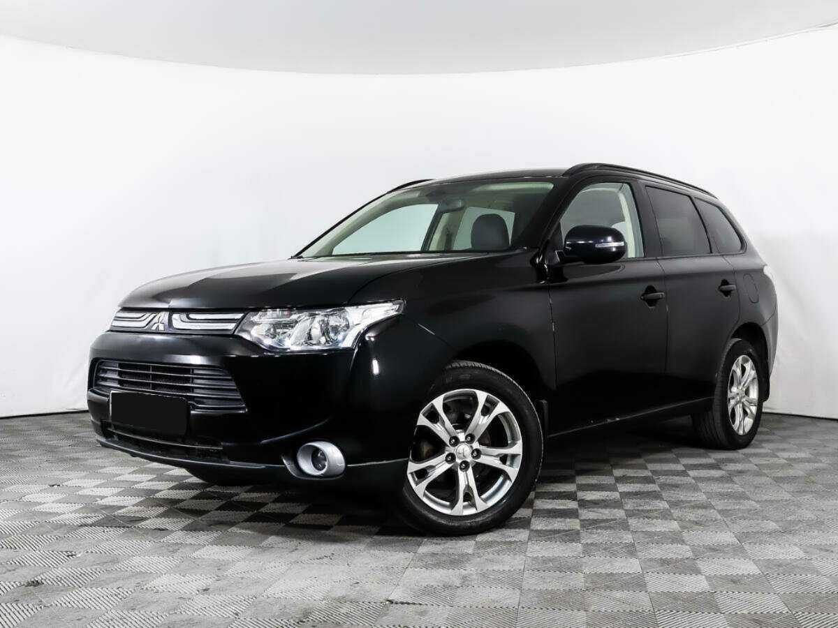 Купить Mitsubishi Outlander с пробегом. Фото: #0