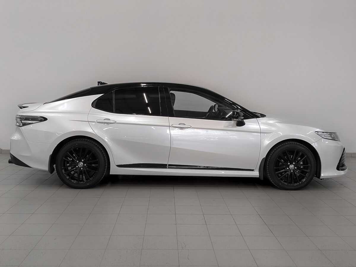 Купить Toyota Camry с пробегом. Фото: #3