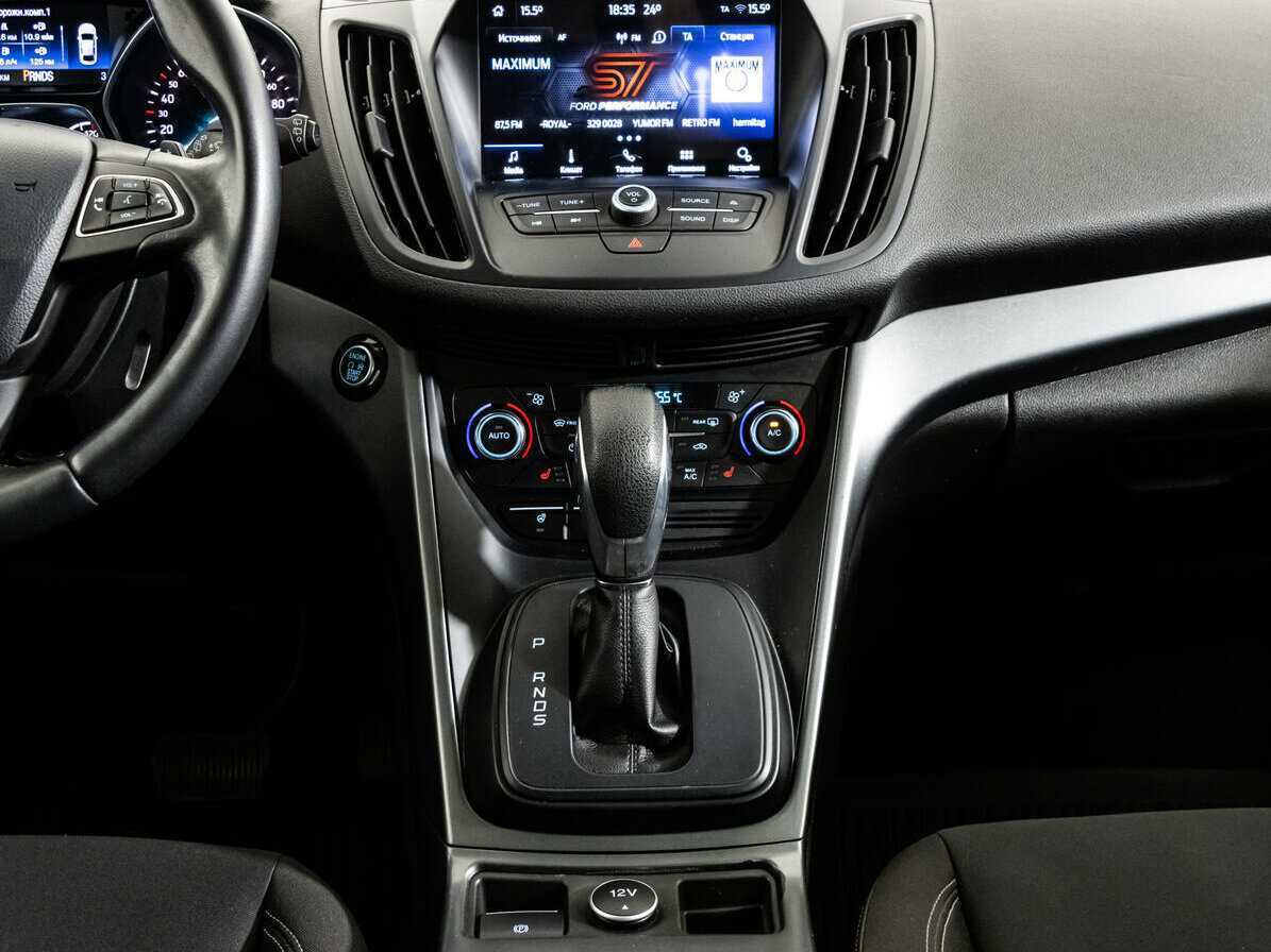 Купить Ford Kuga с пробегом. Фото: #9