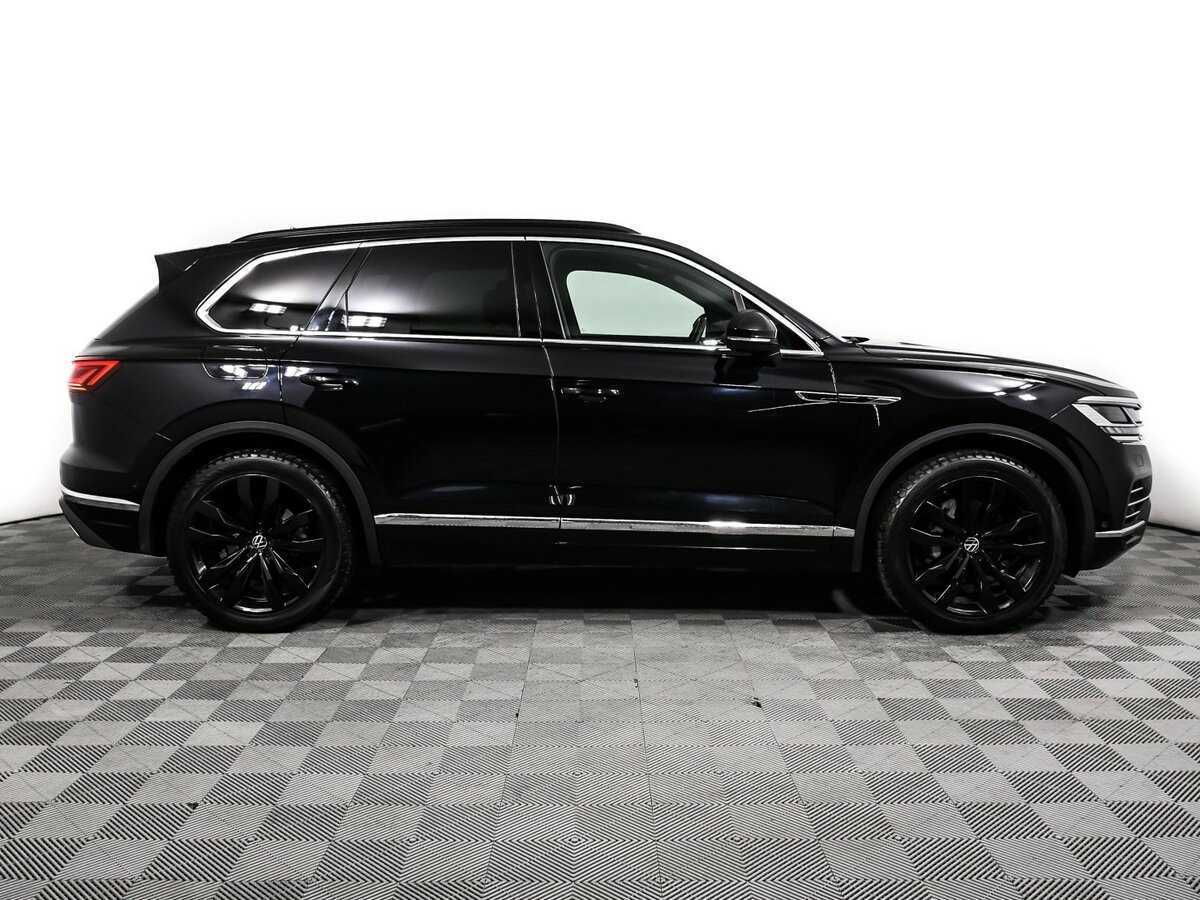 Купить Volkswagen Touareg с пробегом. Фото: #3