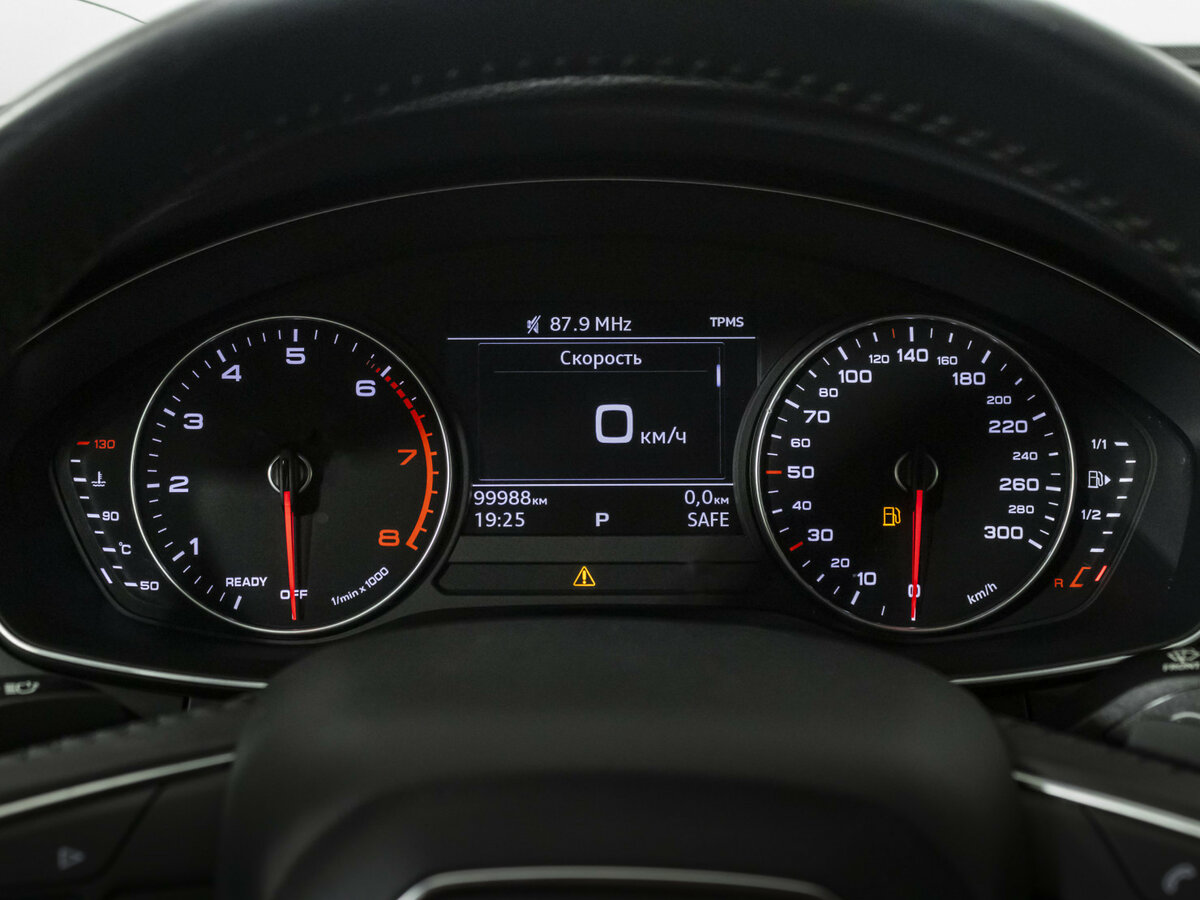 Купить Audi A4 с пробегом. Фото: #12