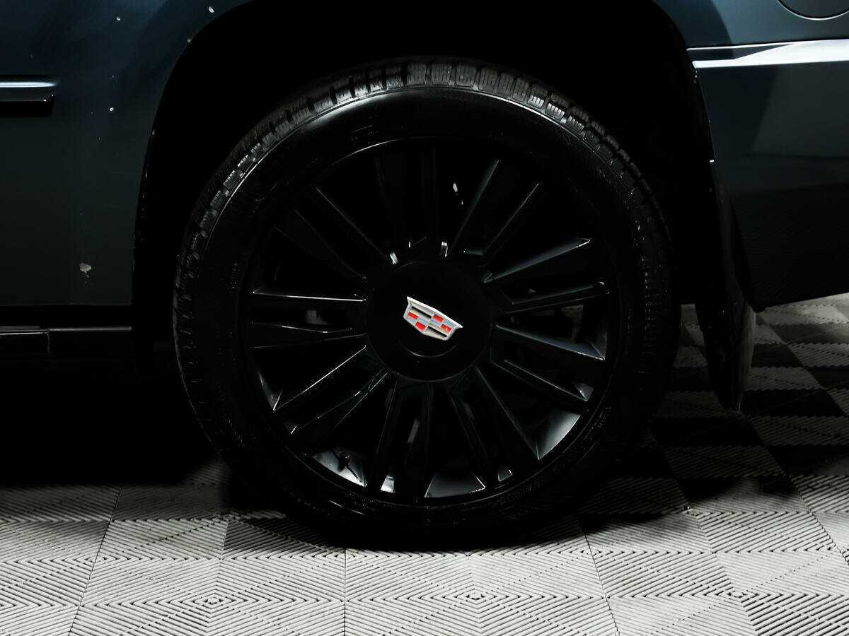Купить Cadillac Escalade с пробегом. Фото: #12
