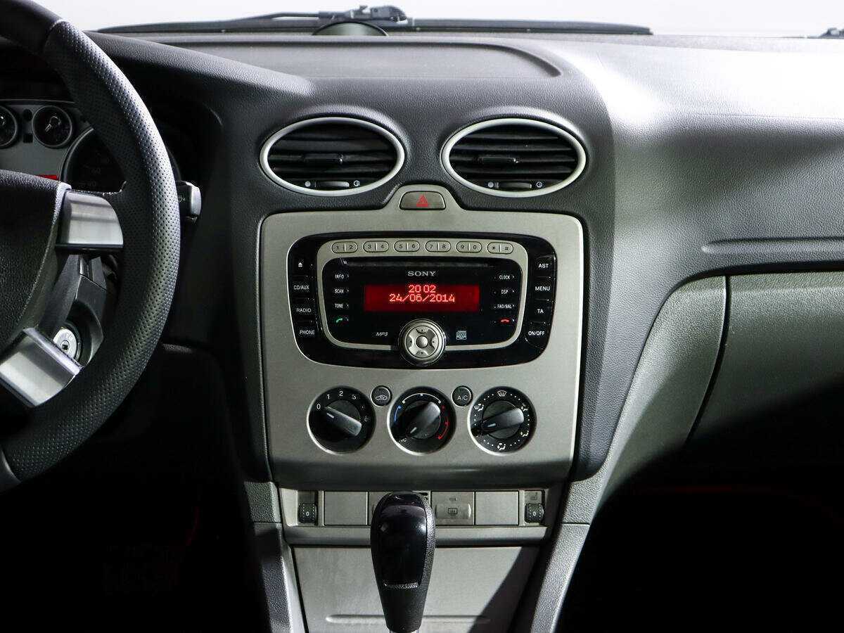 Купить Ford Focus с пробегом. Фото: #9