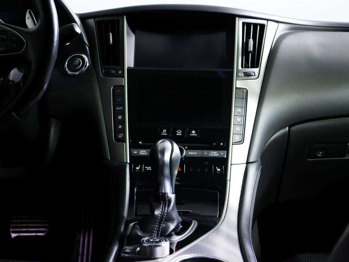 Купить Infiniti Q50 с пробегом. Фото: #10