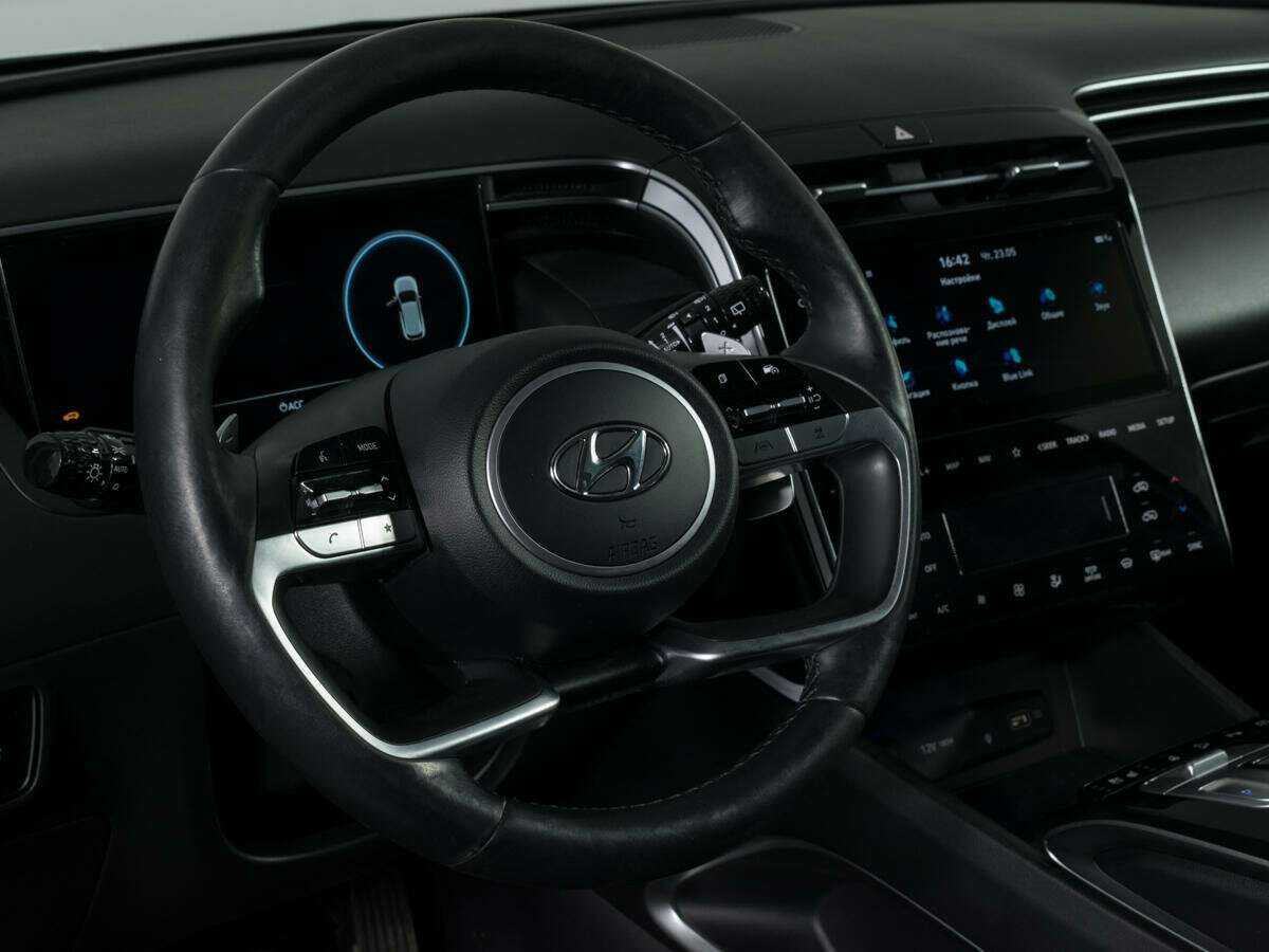 Купить Hyundai Tucson с пробегом. Фото: #12