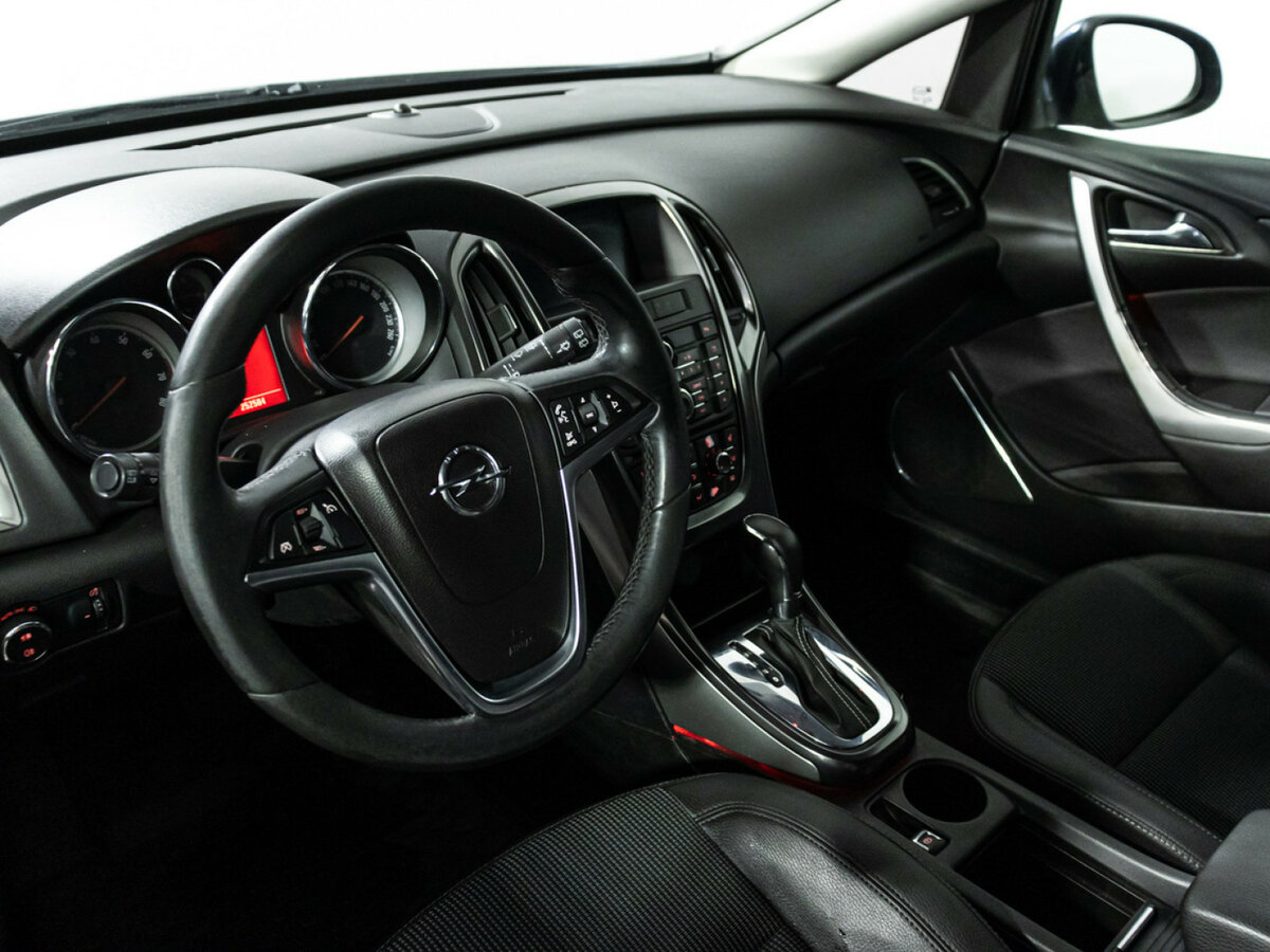 Купить Opel Astra с пробегом. Фото: #10