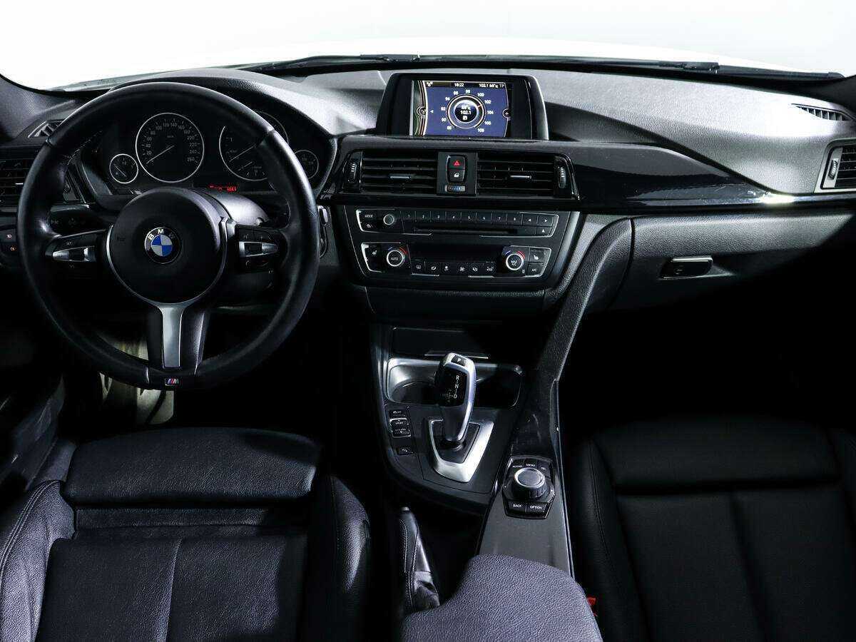 Купить BMW 3 серии с пробегом. Фото: #9