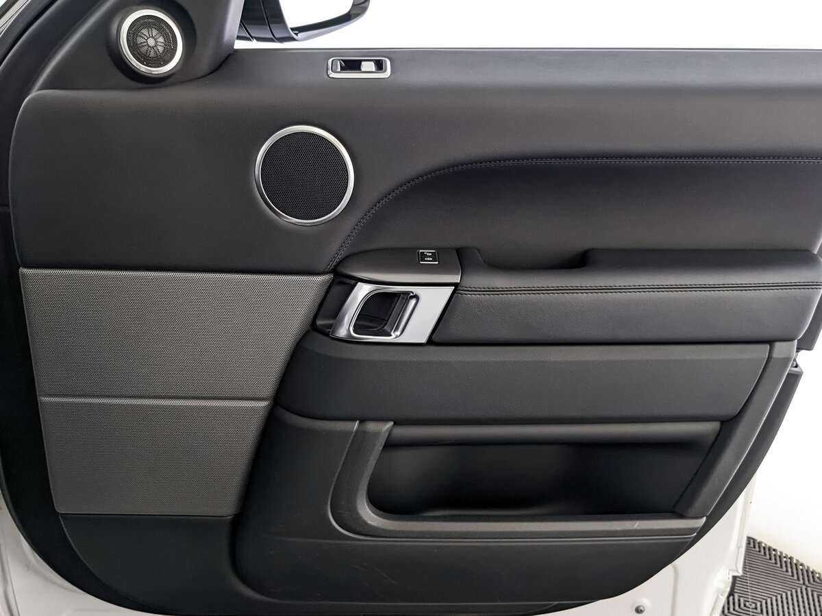 Купить Land Rover Range Rover Sport с пробегом. Фото: #17