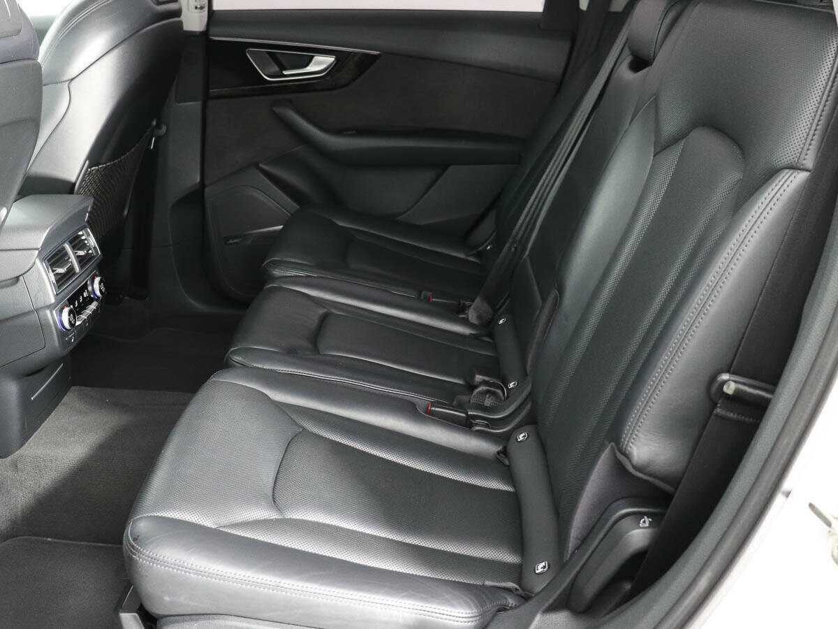 Купить Audi Q7 с пробегом. Фото: #8