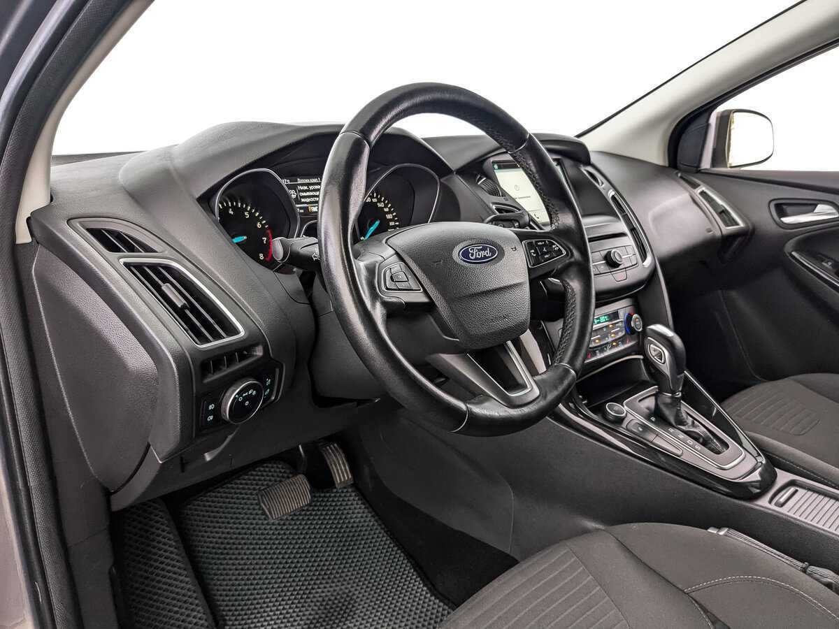 Купить Ford Focus с пробегом. Фото: #13