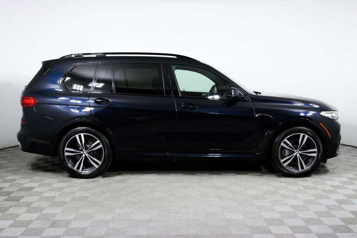 Купить BMW X7 с пробегом. Фото: #3