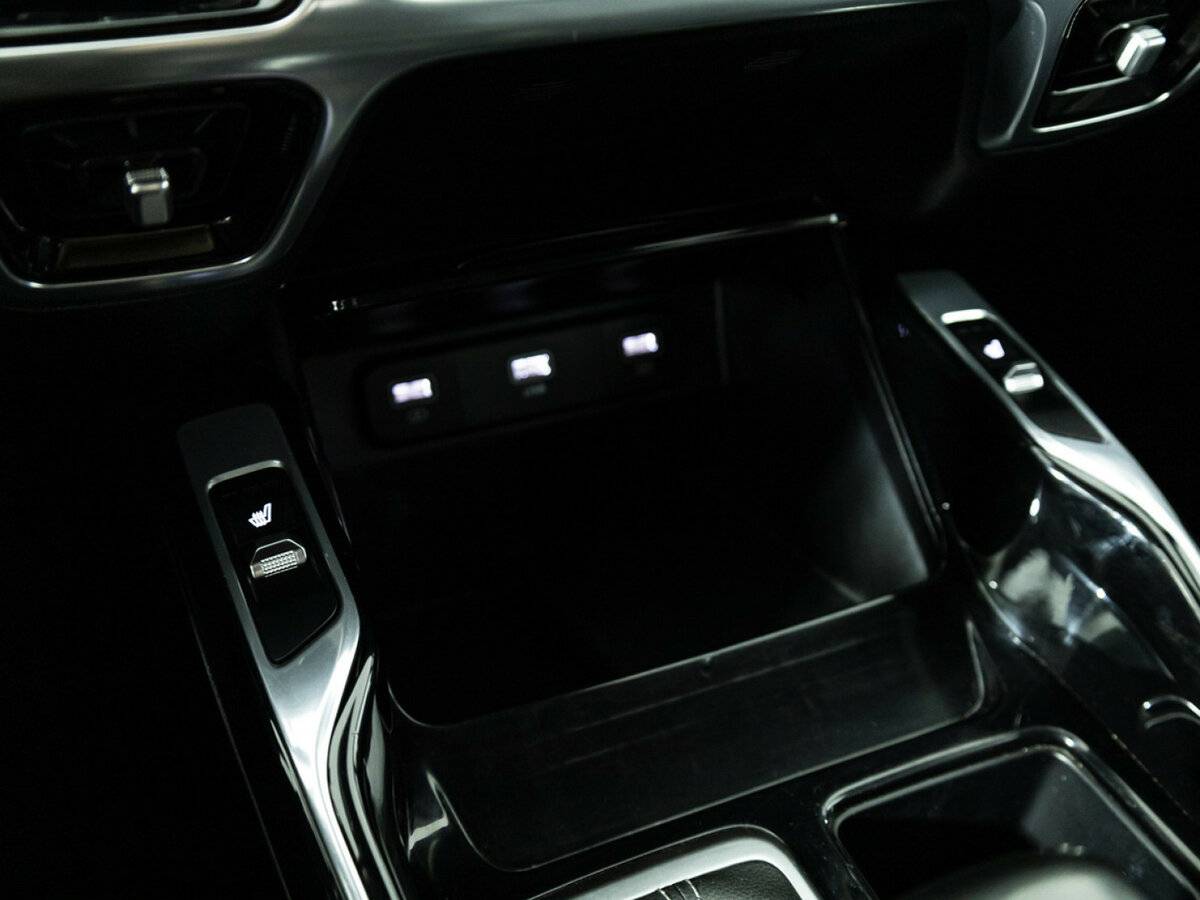Купить Kia Sorento с пробегом. Фото: #17