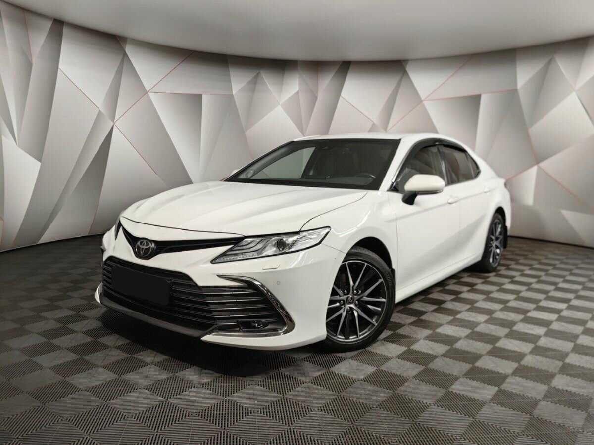 Купить Toyota Camry с пробегом. Посмотреть фото