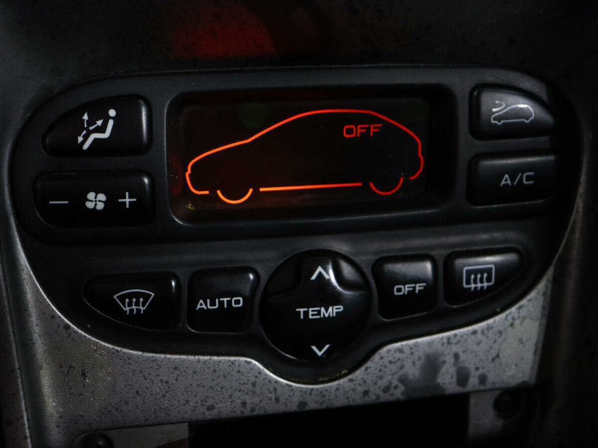 Купить Peugeot 307 с пробегом. Фото: #12