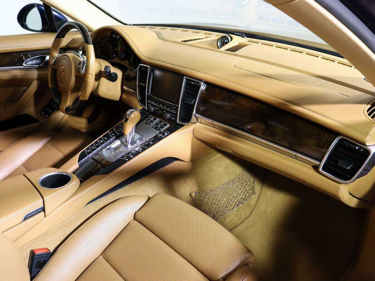 Купить Porsche Panamera с пробегом. Фото: #6