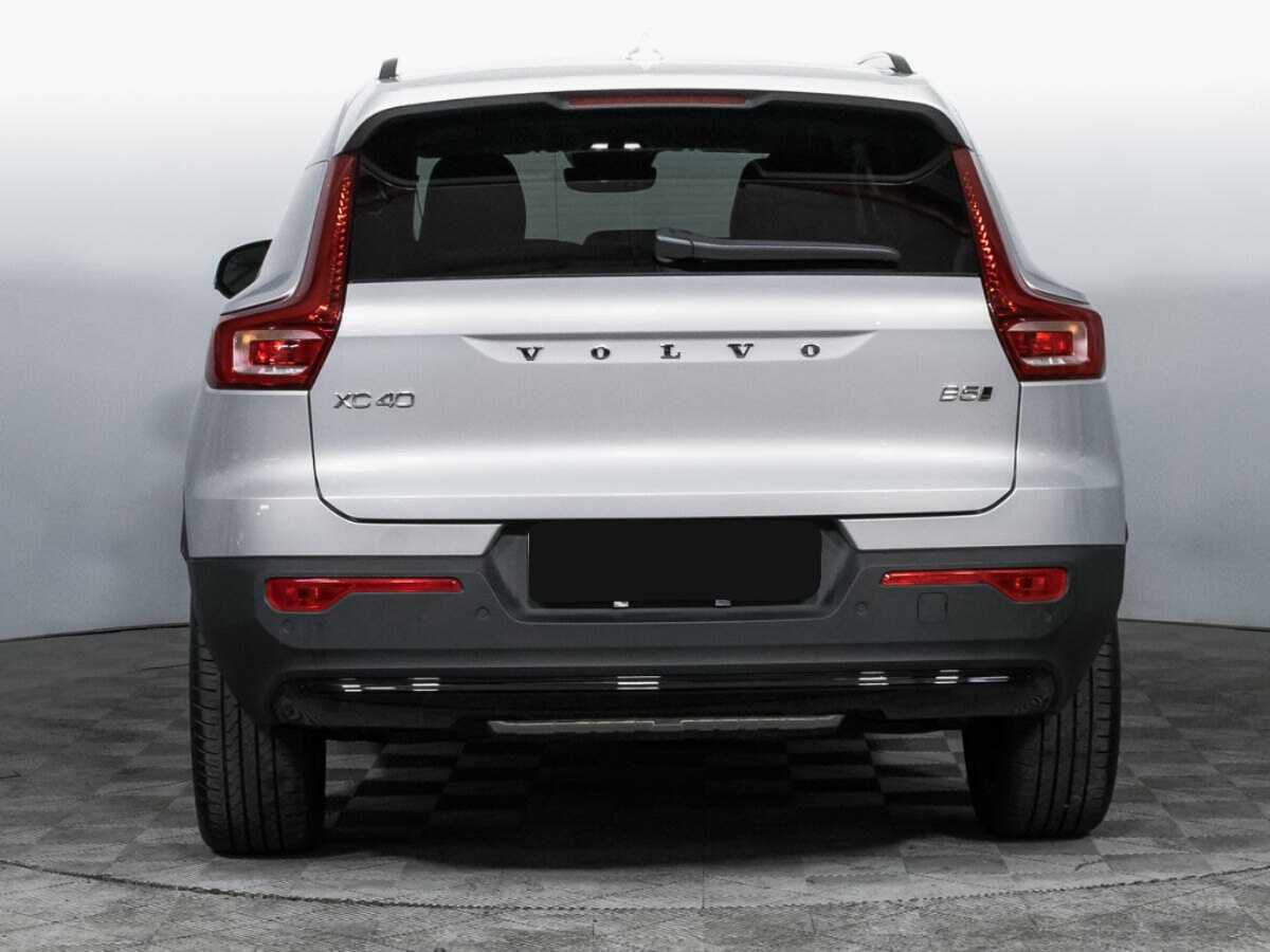 Купить Volvo XC40 с пробегом. Фото: #4