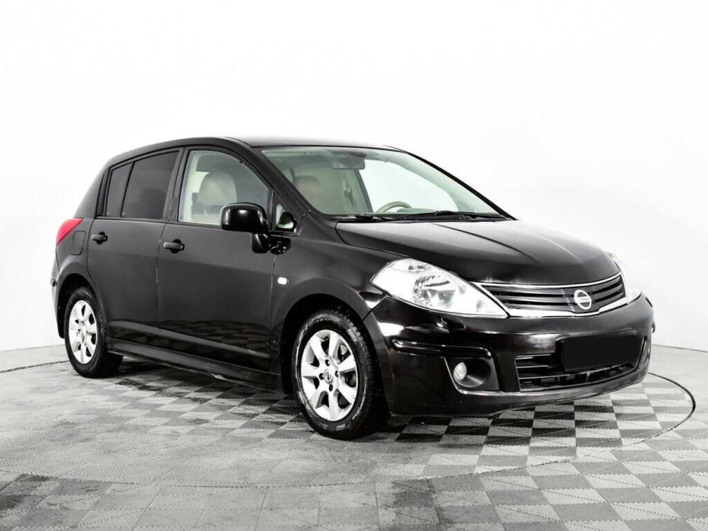Купить Nissan Tiida с пробегом. Фото: #2