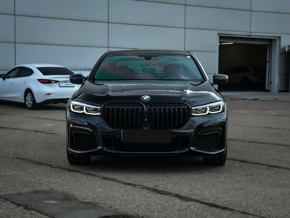 Купить BMW 7 серии с пробегом. Фото: #1