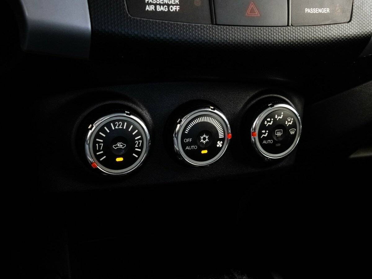Купить Mitsubishi Outlander с пробегом. Фото: #12